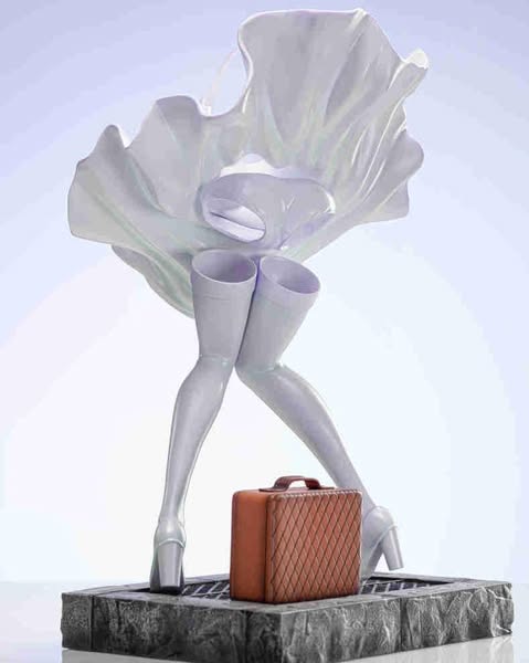 Invisible Girl - Ảnh 3